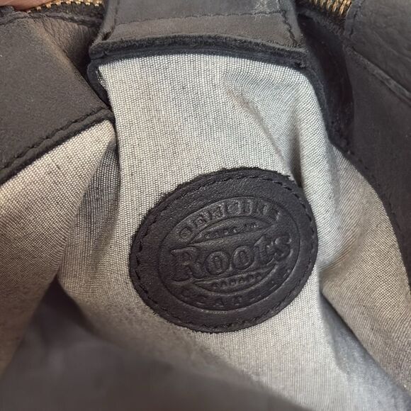 Roots Leather Large Satchel Convertible Crossbody Bag - Picture 11 of 16